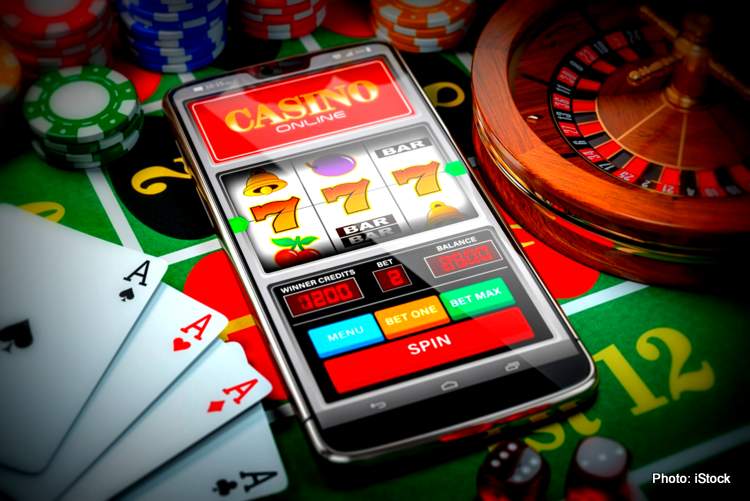 Exploring the Exciting World of Casinoly Casino Online